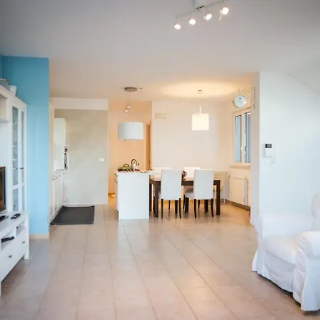 Prestigiosa Con Piscina Condominiale *